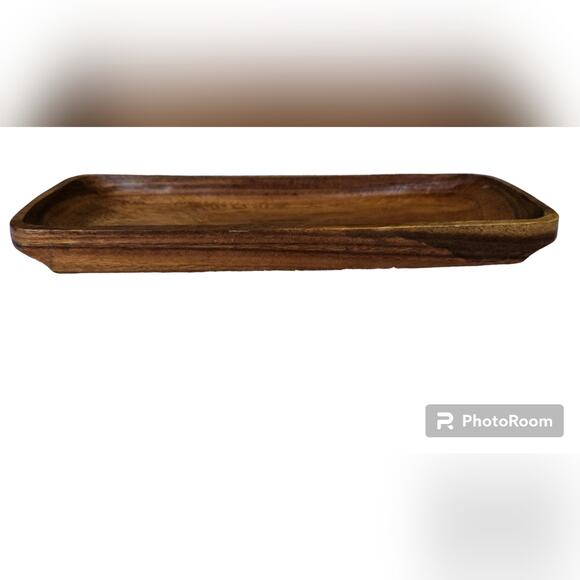 Handcarved wood appetizer serve ware accessories and spoons. Excellent condition